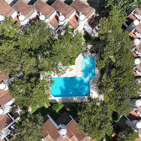 Holiday Village لينانو سابيادورو المظهر الخارجي الصورة