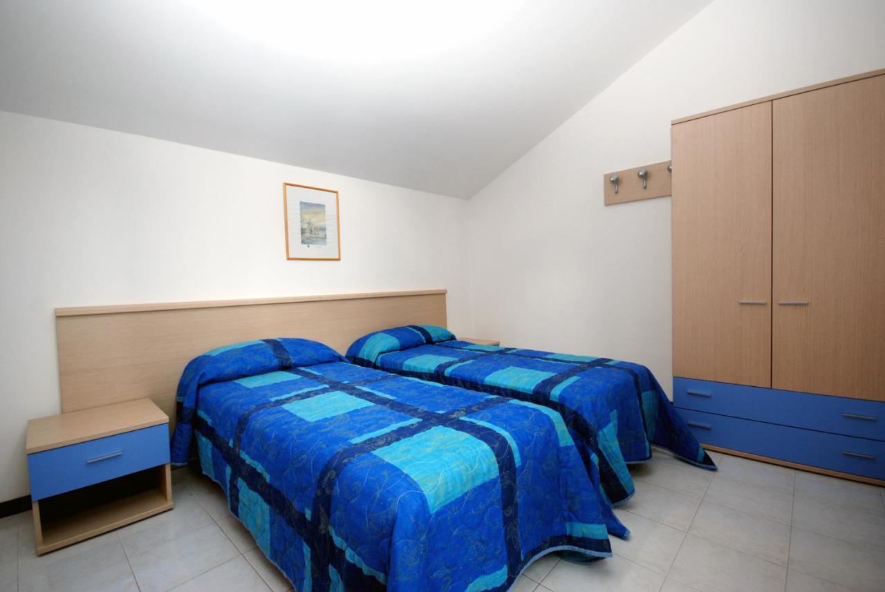 Holiday Village لينانو سابيادورو المظهر الخارجي الصورة